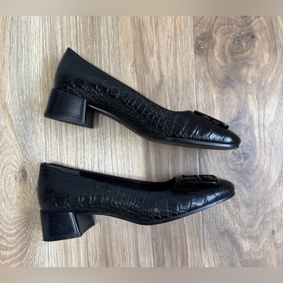 Tory Burch Black Georgia Pumps Soft Crocodile Embossed Size 6 EUC - Picture 8 of 9